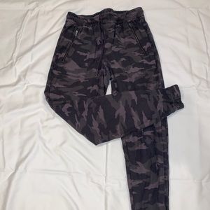 Athleta Farallon Pant Size 4